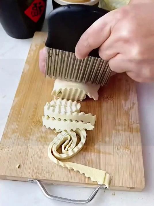 多功能切菜神器，安全好用，厨房小白也能驾驭#甄选好物#