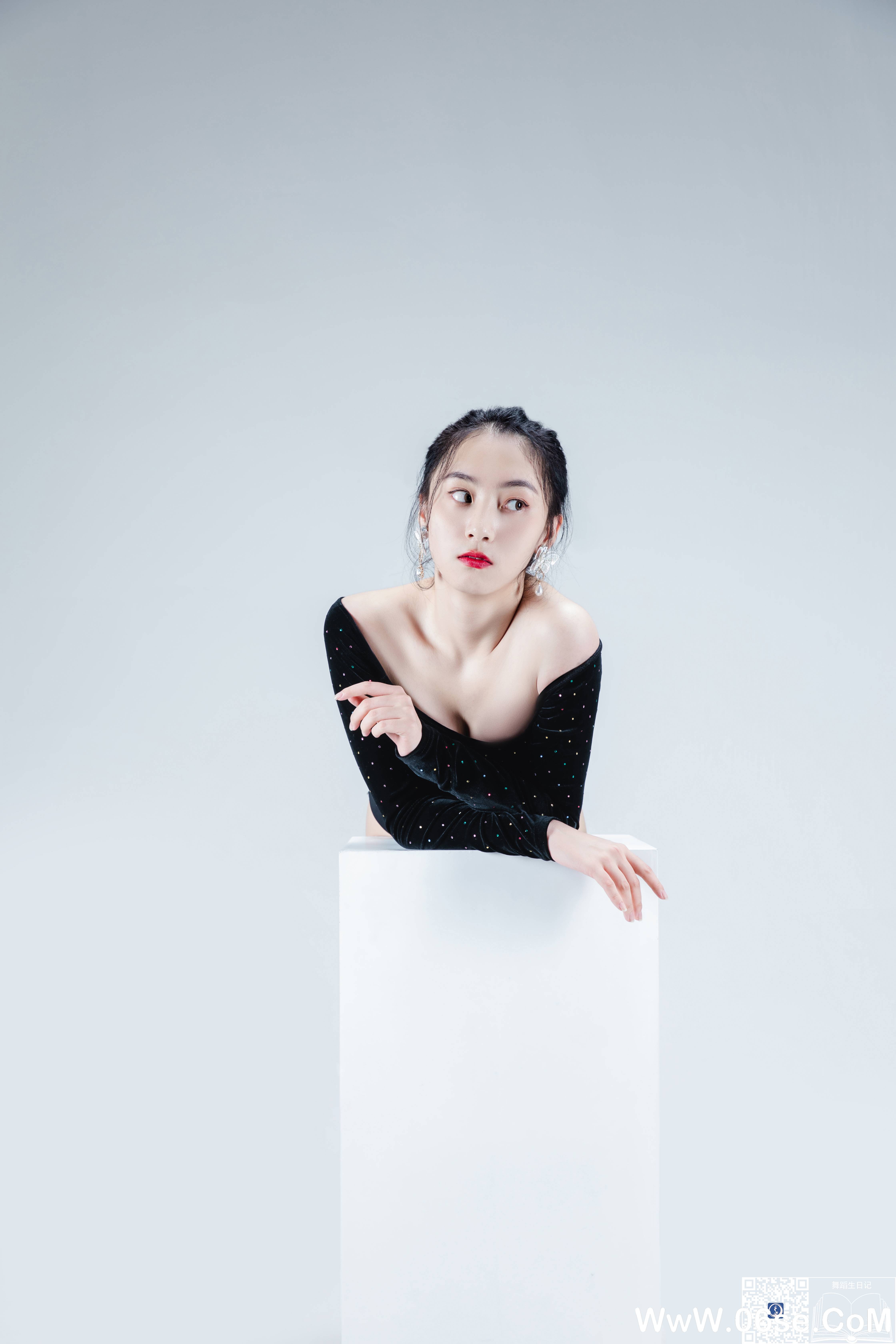 图片[11]-[GALLI嘉丽]舞蹈生日记 015 – 唐可[29P213M]-六色网