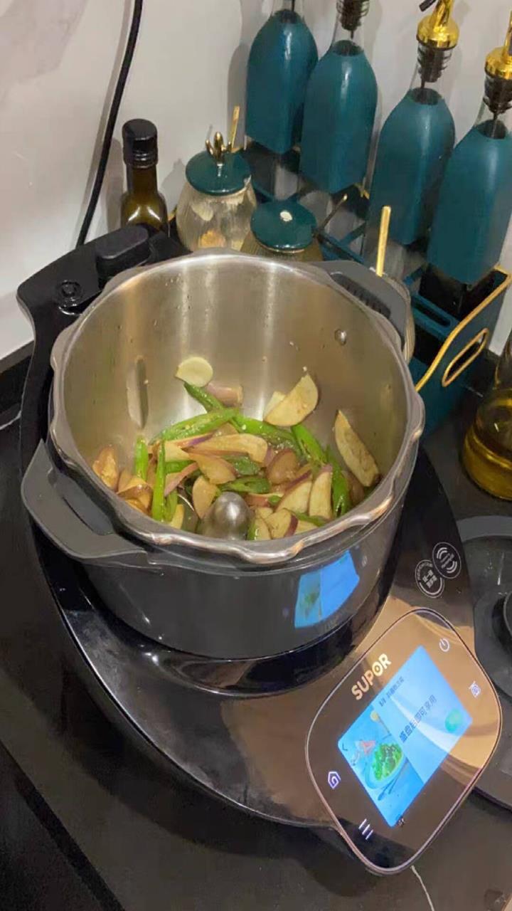 苏泊尔小C主厨机,大容量家用炒菜料理机,多功能自动炒菜机器人