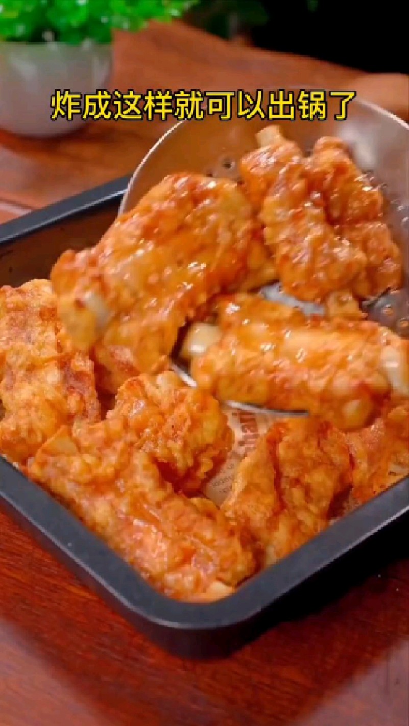 蒜香排骨半成品,猪肋骨,猪排骨,外酥里嫩,轻松脱骨。大人小孩都爱吃。做法简单