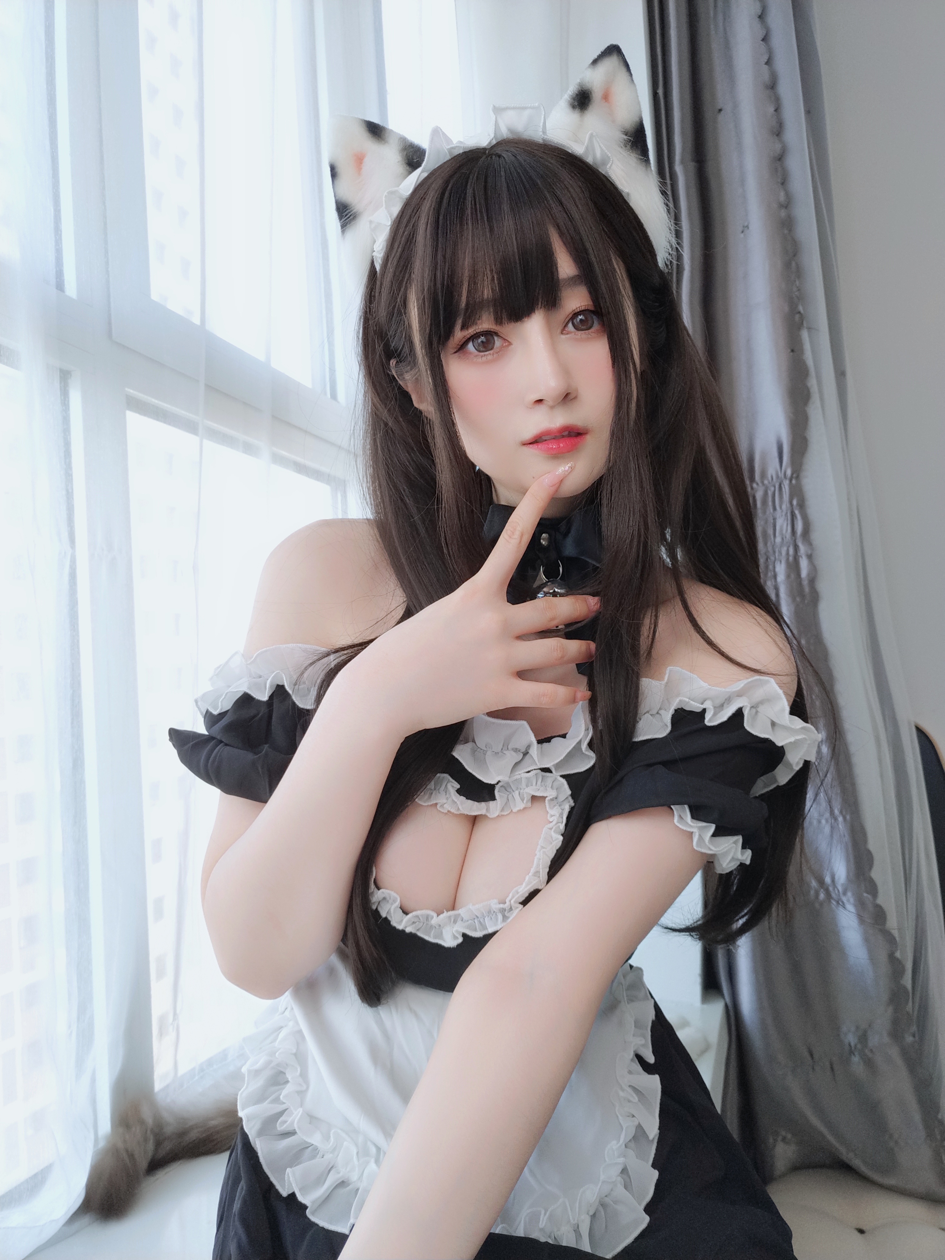 Coser小姐姐白银 NO.168 — 屁股 [25P+1V90M]-六色网