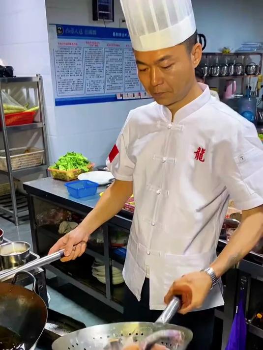 鱼尾巴怎样烹饪呢？