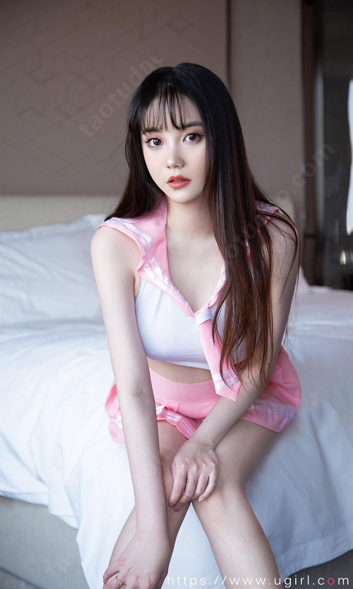 图片[34]-[Ugirls爱尤物] No.2107 Rou Rou (肉肉)-六色网