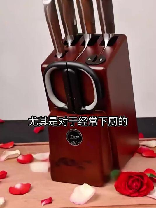 王麻子正品刀具套装,专业锻造,切菜顺滑,尽享烹饪的愉悦
