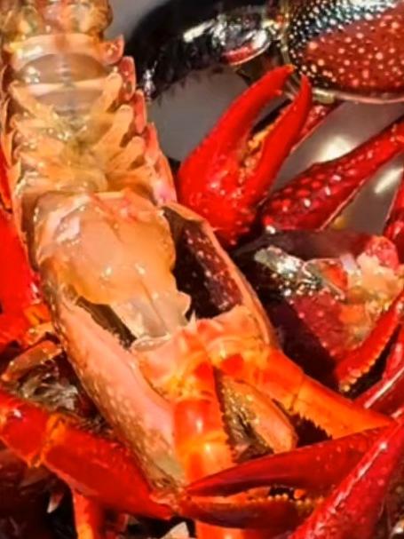 这才是处理小龙虾的正确方法