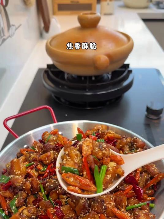 简单又好吃的辣子鸡，做法简单，吃起来太过瘾了