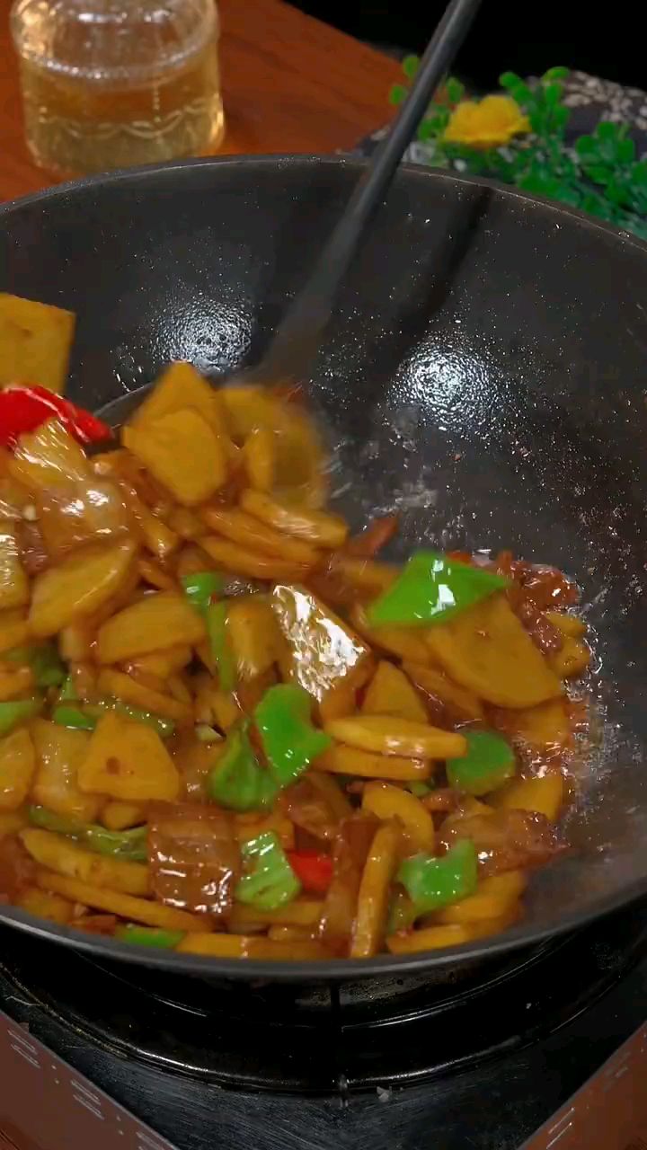 家常菜,土豆炒肉片