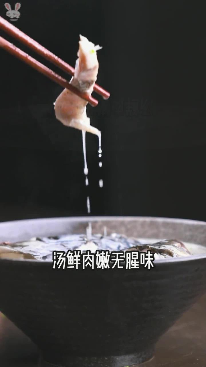 汤又鲜肉又嫩而且没有腥味的鱼头汤,看完这条视频你就学会了