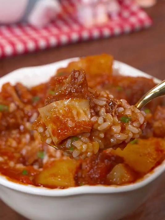 番茄土豆炖牛肉，你就像我这样做省时又省力