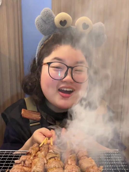 新疆炒米粉 烤羊肉串 #美食#