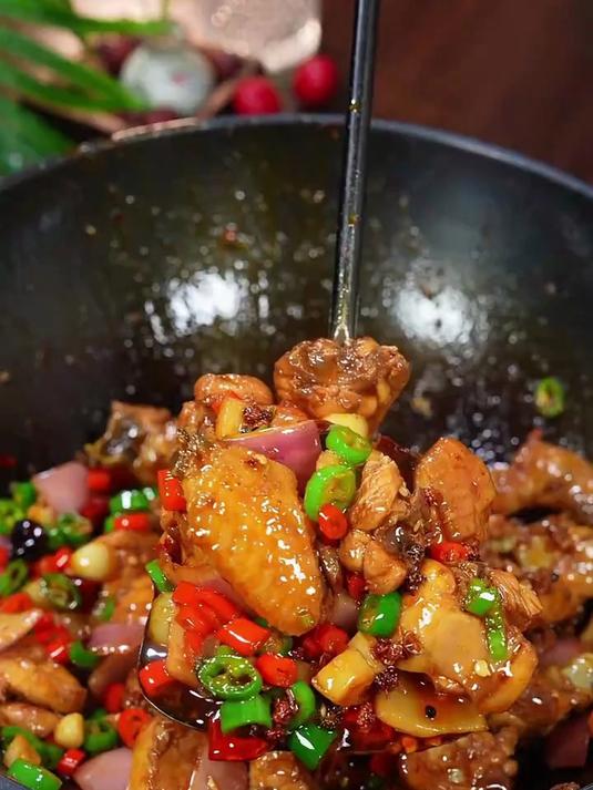 家里孩子挑食，你就做这个干锅鸡