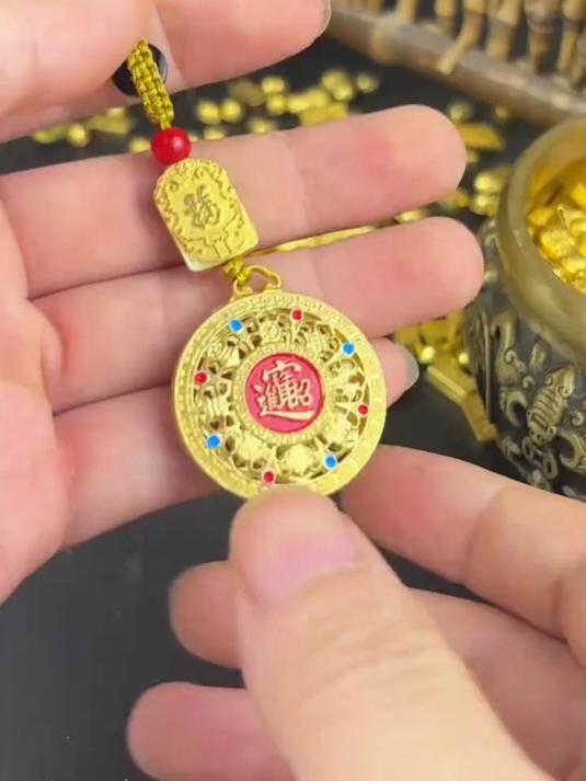 2025蛇年新中式盛宴!黄财神八宝罗盘,驾车喜迎财神到
