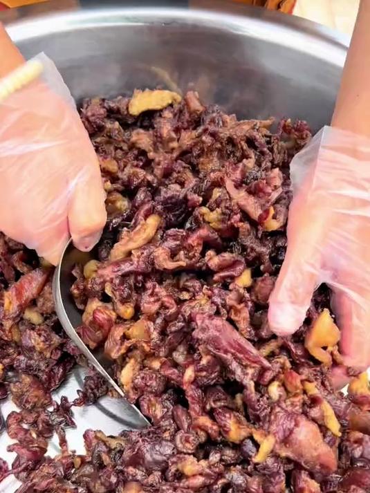 手工切制!牛肉筋纹理清晰,嚼着超过瘾
