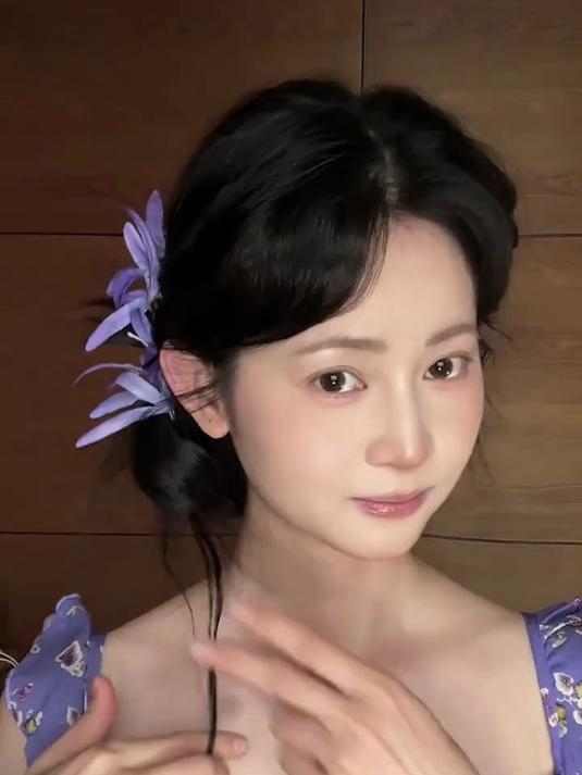 谁能拒绝花花发型呢～