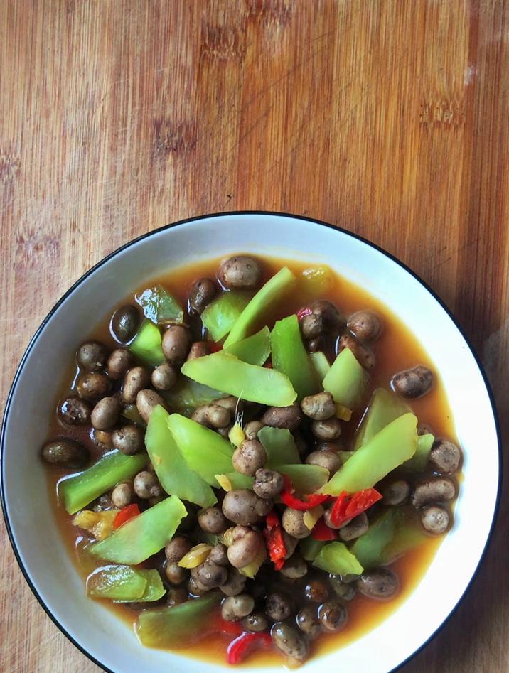 山药豆的吃法与做法,分享一道莴笋炒山药豆