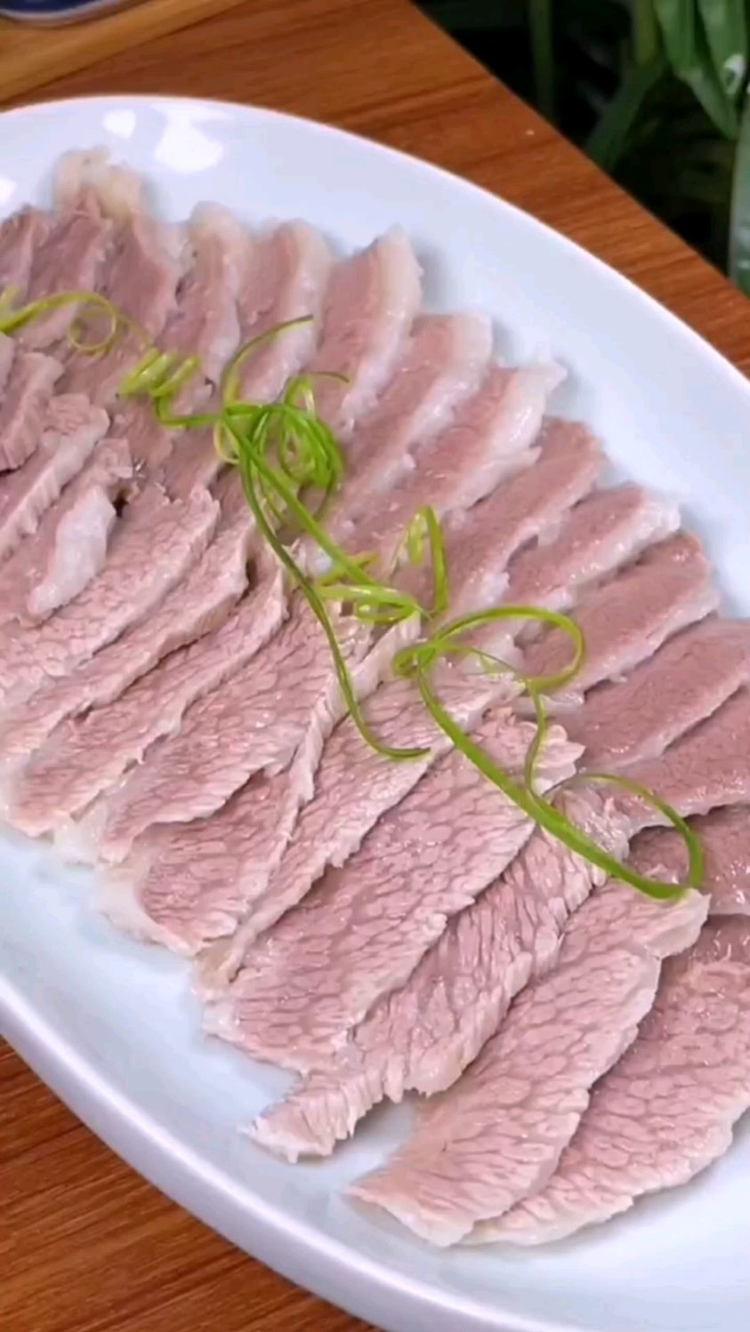 猪颈肉的做法