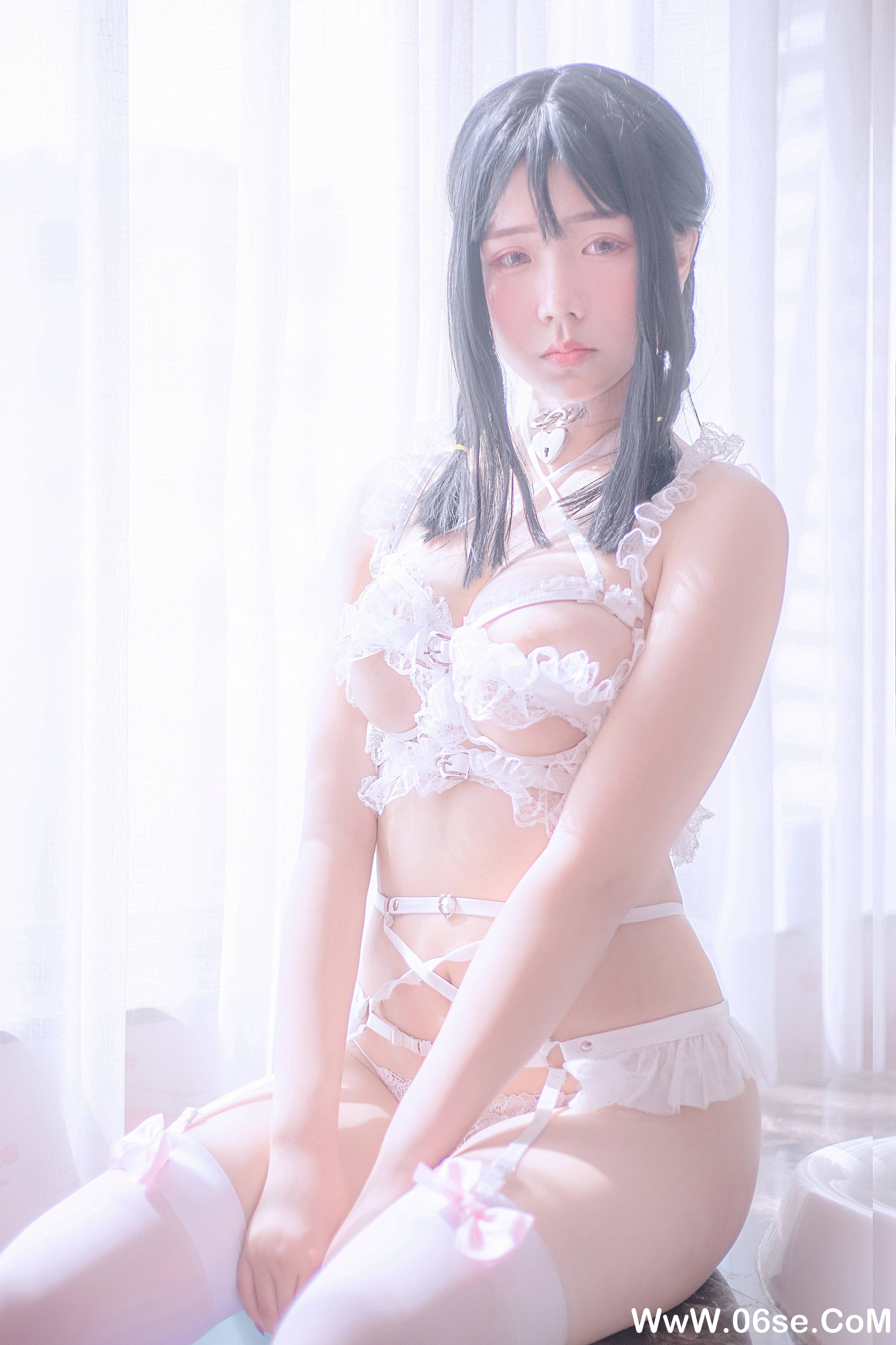 图片[4]-小何同学 – 066 汐束缚 [46P157M]-六色网