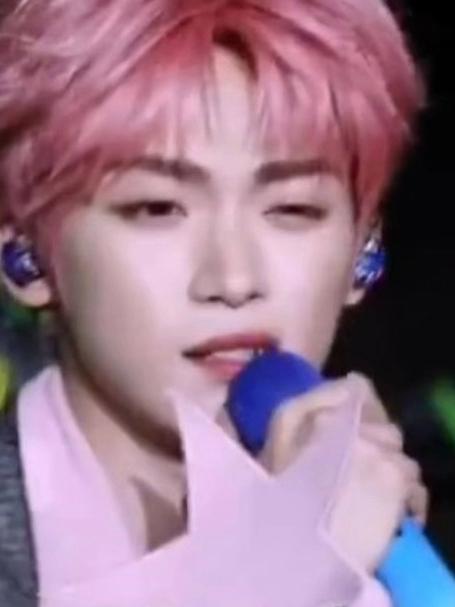 梓渝回复姚弛冲鸭,这就是缘分妙不可言