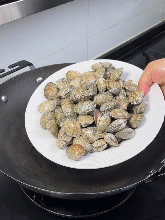 不辣，很鲜，很香，很简单 家常菜 花甲