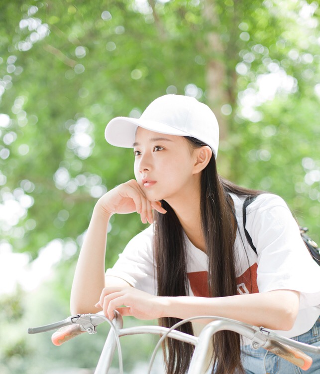 图片[2]-单车少女-六色网