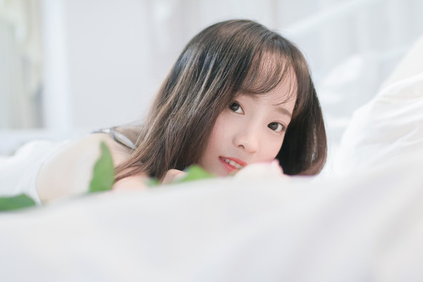 图片[10]-白色和她-六色网