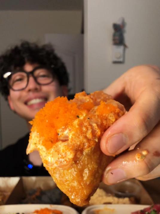 被狠狠拿捏住了豆皮寿司配豆皮麻薯 双倍快乐……#春日收藏家#
