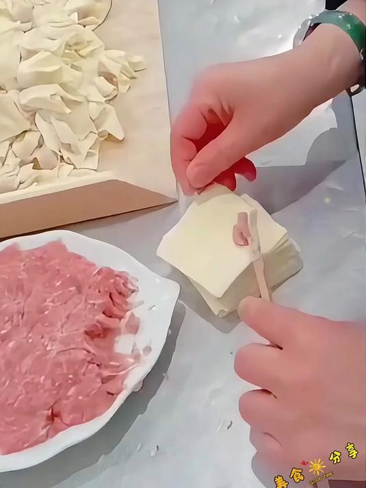 快速包馄饨的方法