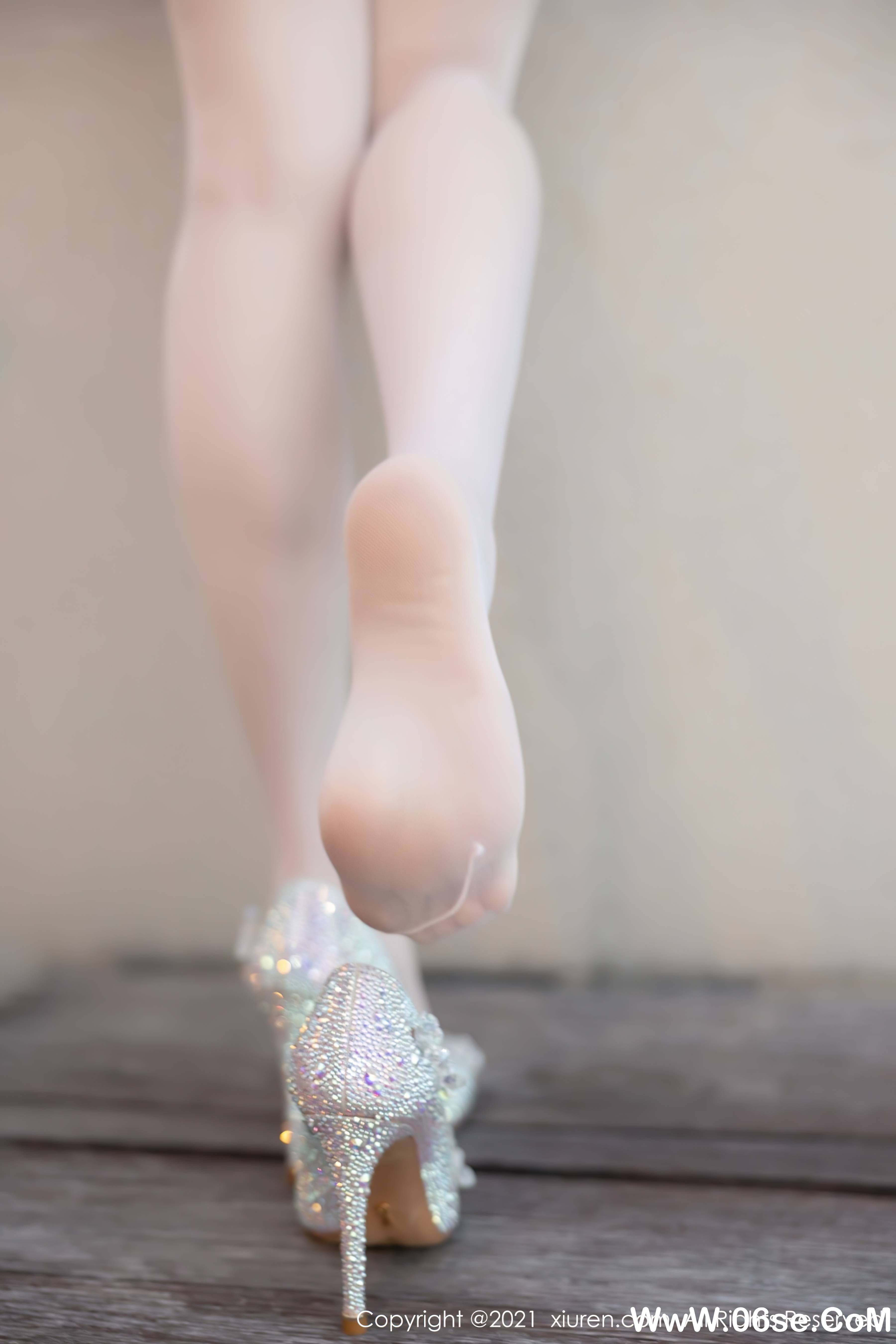 图片[16]-[XIUREN秀人网] 2021.09.26 NO.3998 芝芝Booty[62+1P612M]-六色网