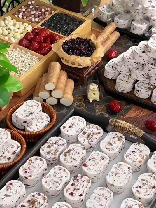 老祖宗说多吃红枣山药八珍糕有好处,软软糯糯,宝宝们来囤货啦Y