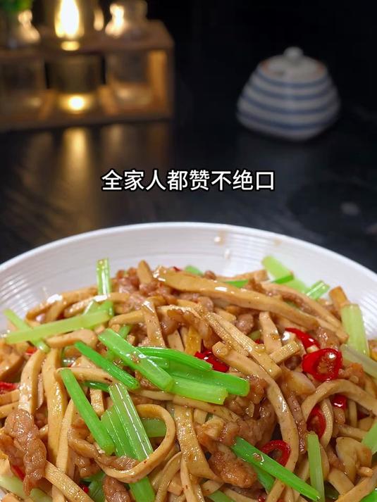 就这个百叶豆腐炒肉丝又香又嫩