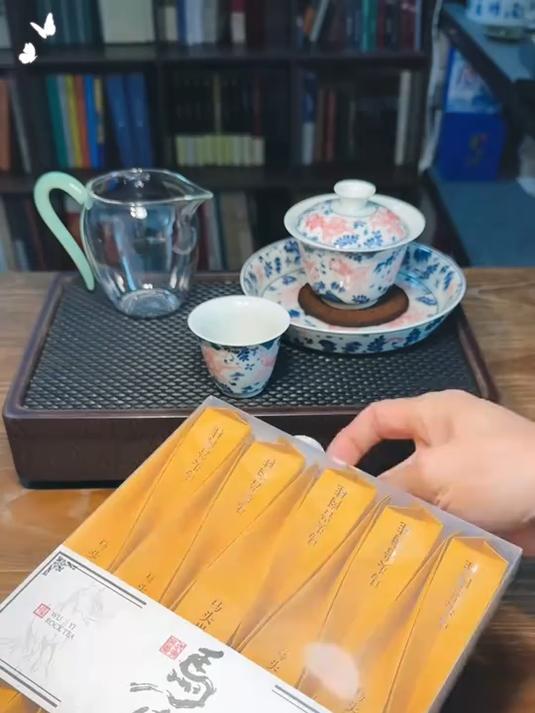 武夷岩茶 “突袭”，兰香萦绕，鲜爽回甘，让舌尖嗨翻天