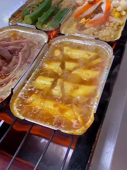 特色美食锡纸烧,菜品种类多,好吃又实惠~
