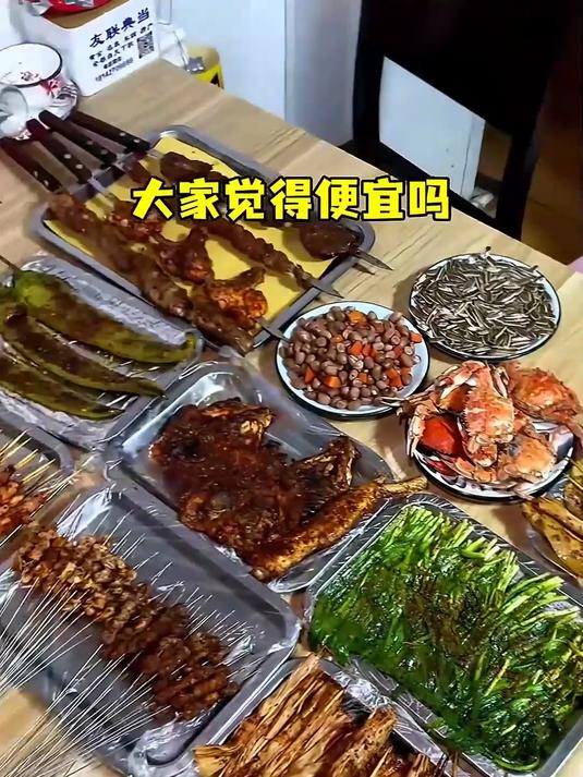 东北烧烤5毛还送螃蟹?我花100块吃出帝王餐,老板到底图啥