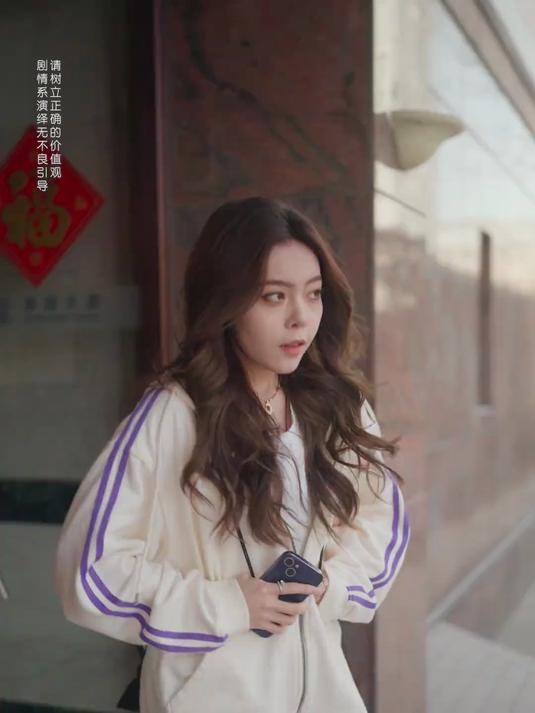 在生日蛋糕前许愿的那三十秒,我的愿望里曾有过你。