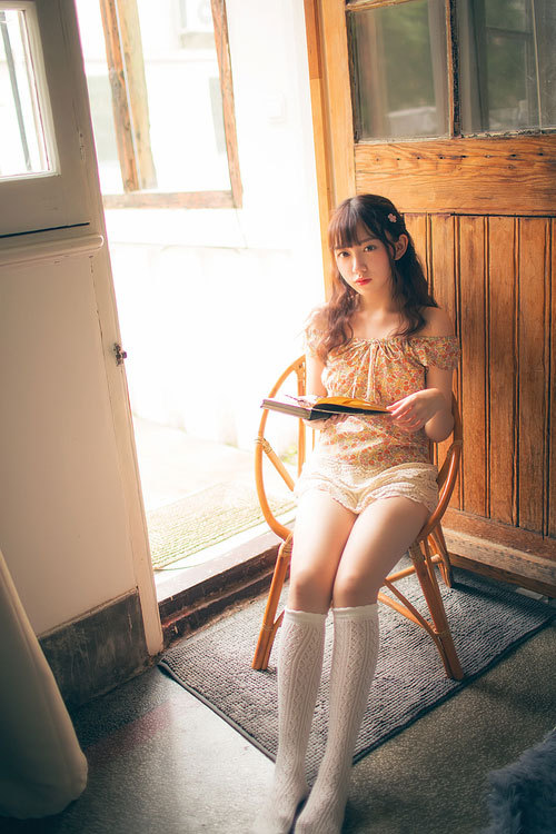 图片[8]-清新少女-六色网