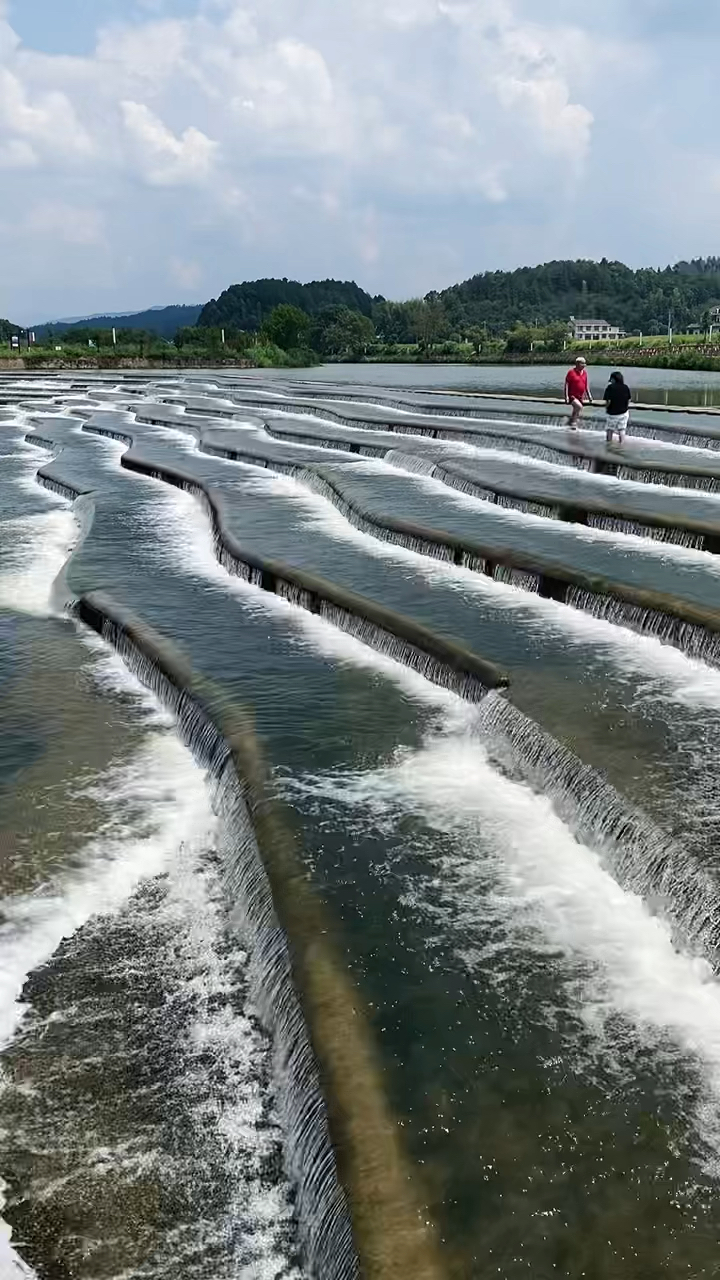 长沙浏阳小河乡鱼鳞坝