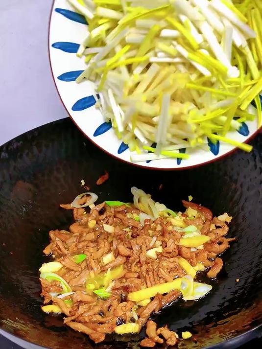 蒜黄炒肉丝，学会不要去吃外卖了