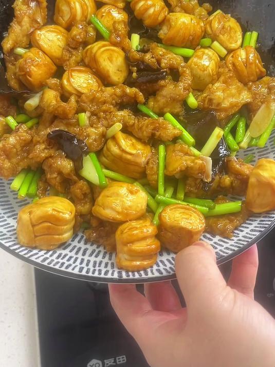 山西美食小花卷过油肉,出锅太香了