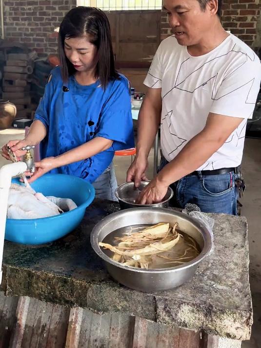 看我那时髦老妈怎么用一只鸭，做全鸭宴，简简单单又一餐