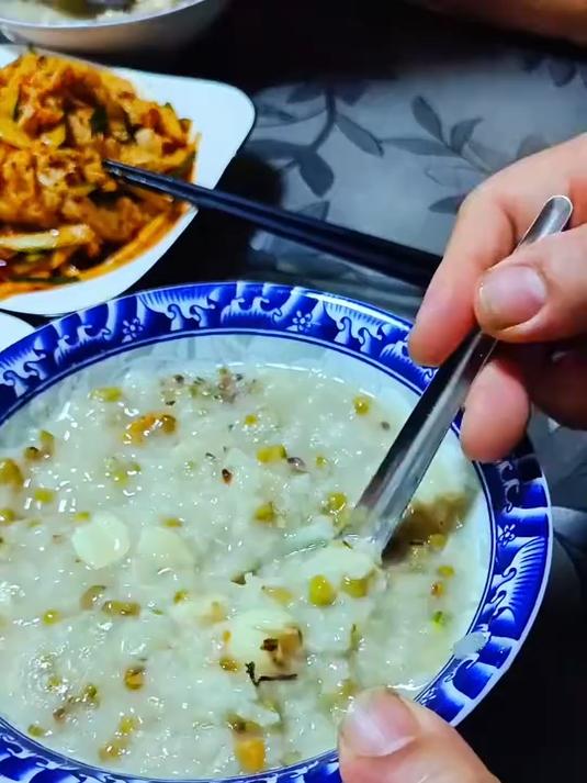 莲子绿豆粥