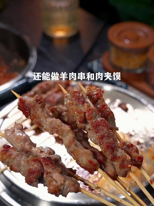 香喷喷的烤肉卷饼