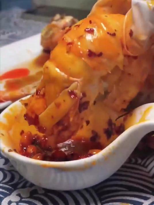 小青龙虾做海鲜粥！鲜到喝不够，超暖胃