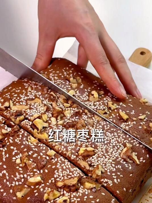 补血养颜的红糖枣糕～甜品 枣糕 糕点