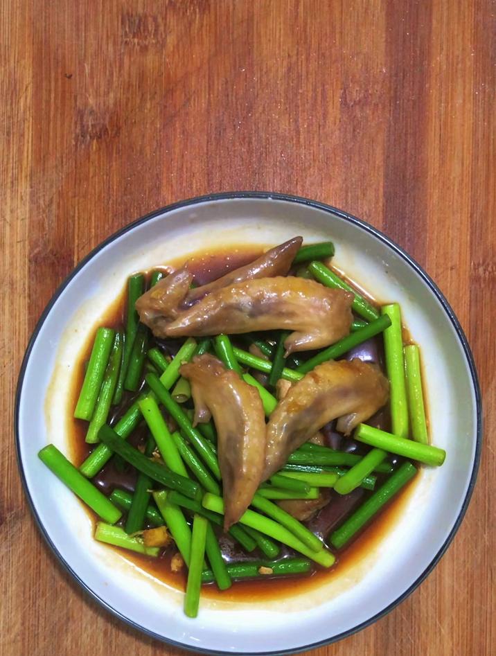 可乐鸡翅怎么弄最好吃,跟我这样做,简单好吃