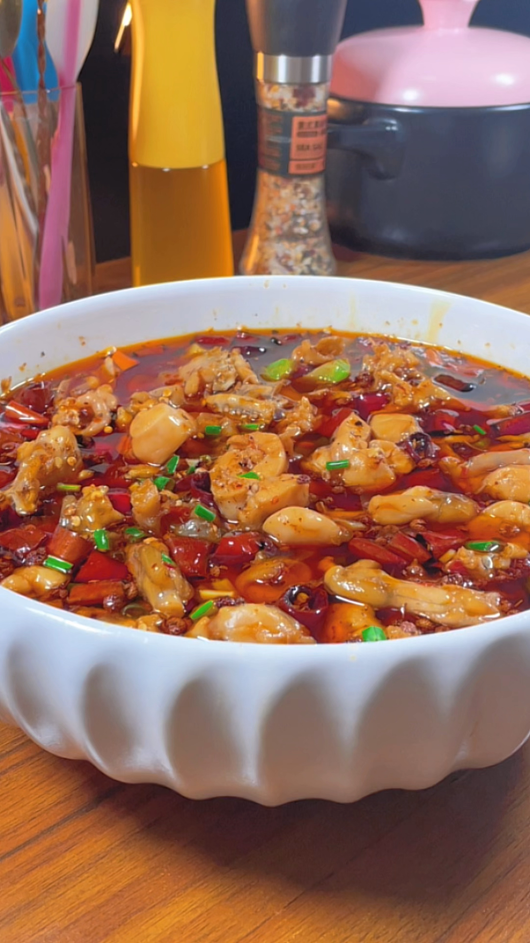 麻辣水煮牛蛙,麻辣鲜香肉质滑嫩,越吃越过瘾!