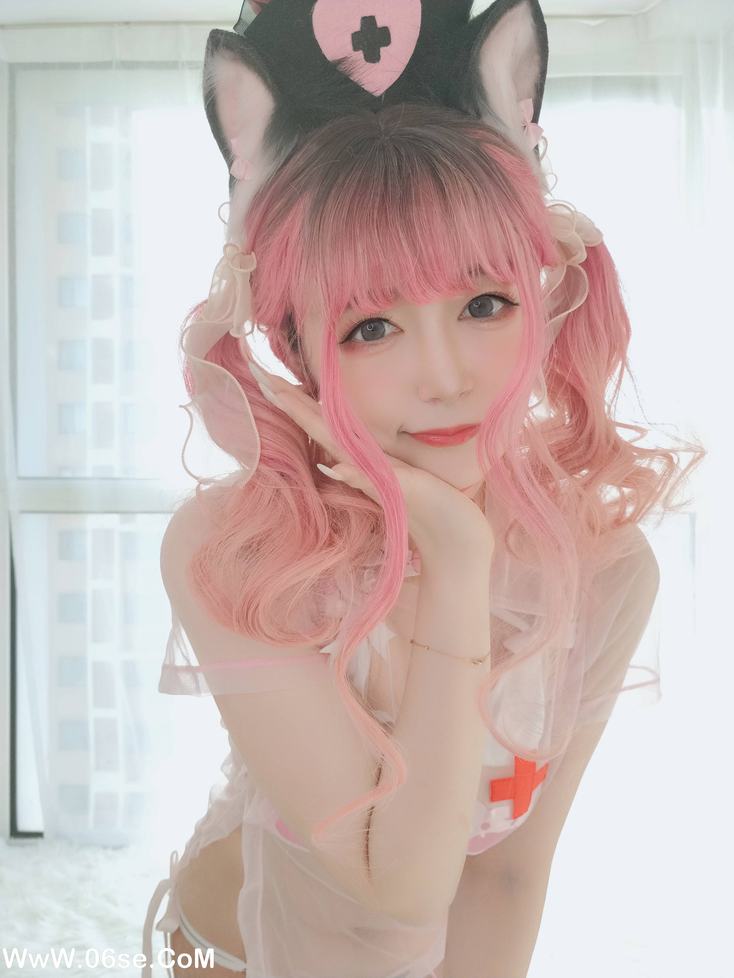 图片[30]-Coser小姐姐白银 NO.053 – 猫咪护士 [34P+1V198M]-六色网