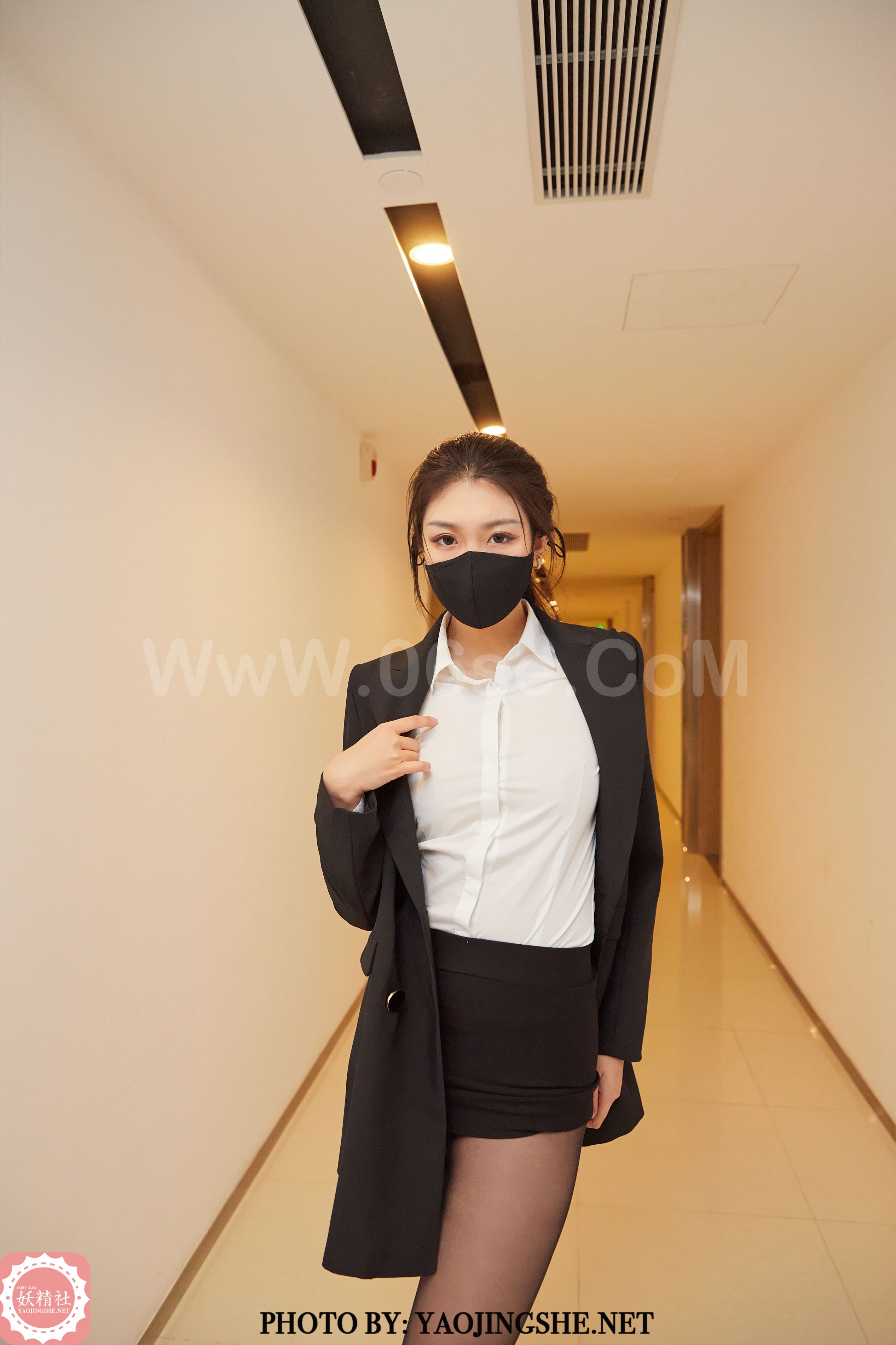 图片[18]-[YaoJingShe 妖精社] T2121《苏伟-尾随苏老师》[60P-314MB]-六色网