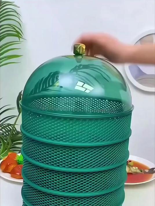 这款多功能镂空菜罩,不仅能罩菜,还可以当沥水篮,备菜架,好用