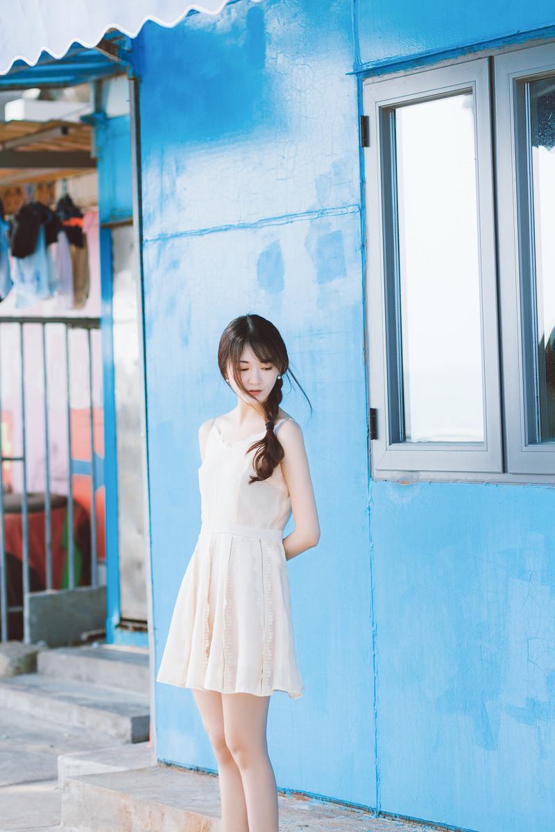 图片[2]-海边少女-六色网