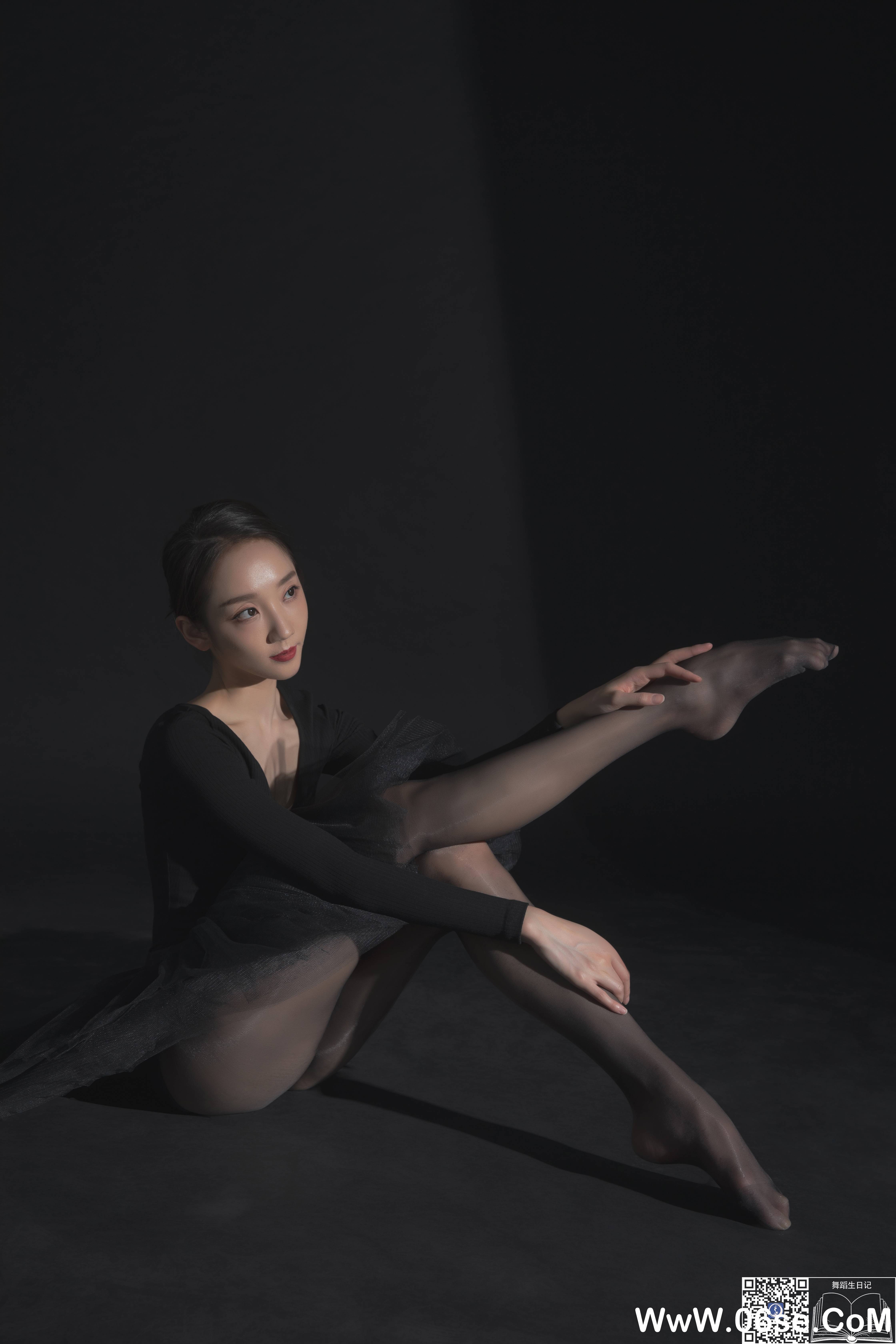 图片[18]-[GALLI嘉丽]舞蹈生日记 099 – 清清老师[44P335M]-六色网